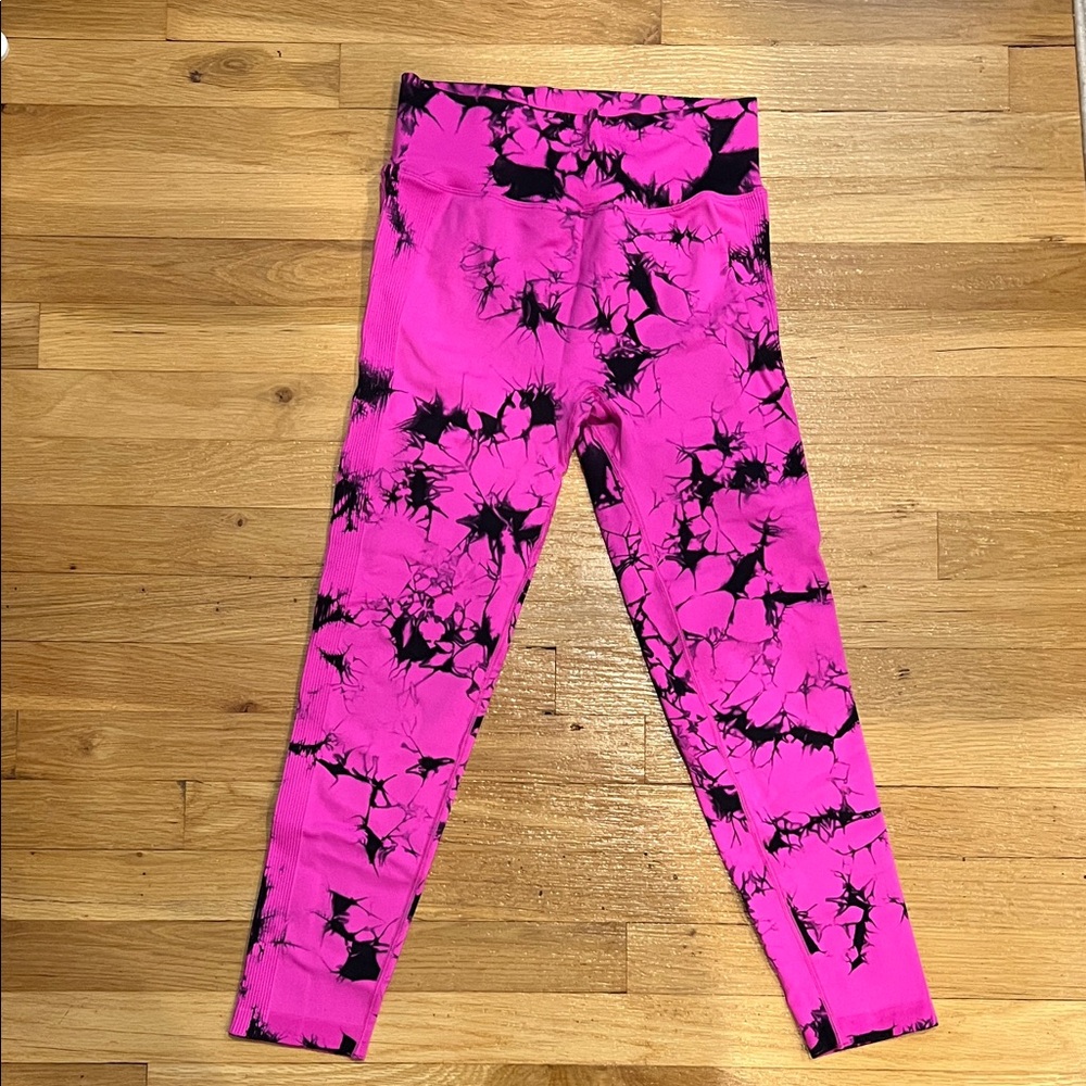 Vibrant Pink and Black Tie-Dye Leggings
